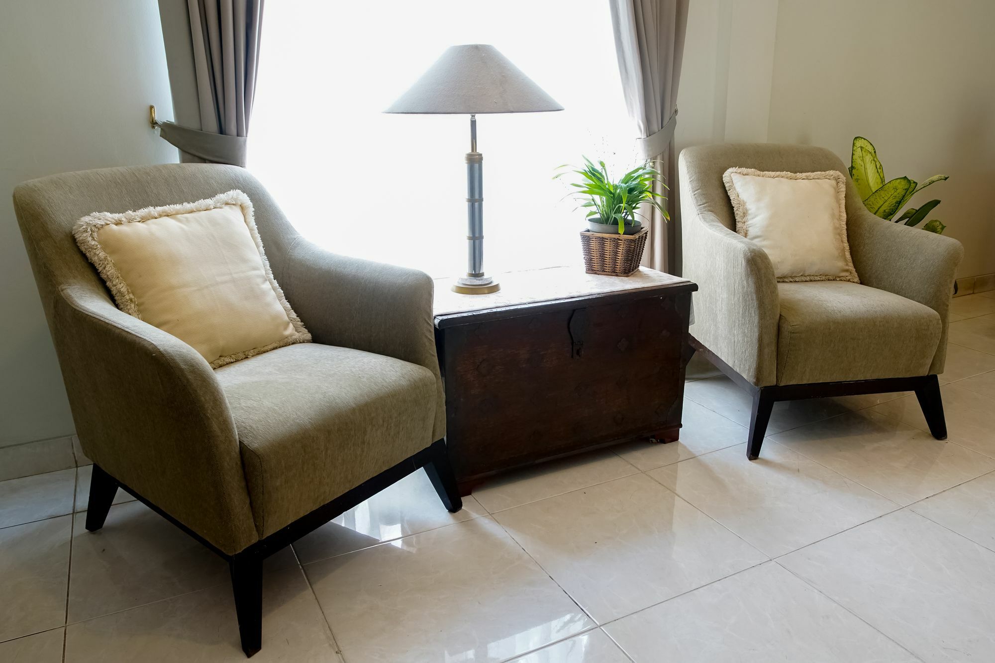 Topaz Guest House Giacarta Esterno foto