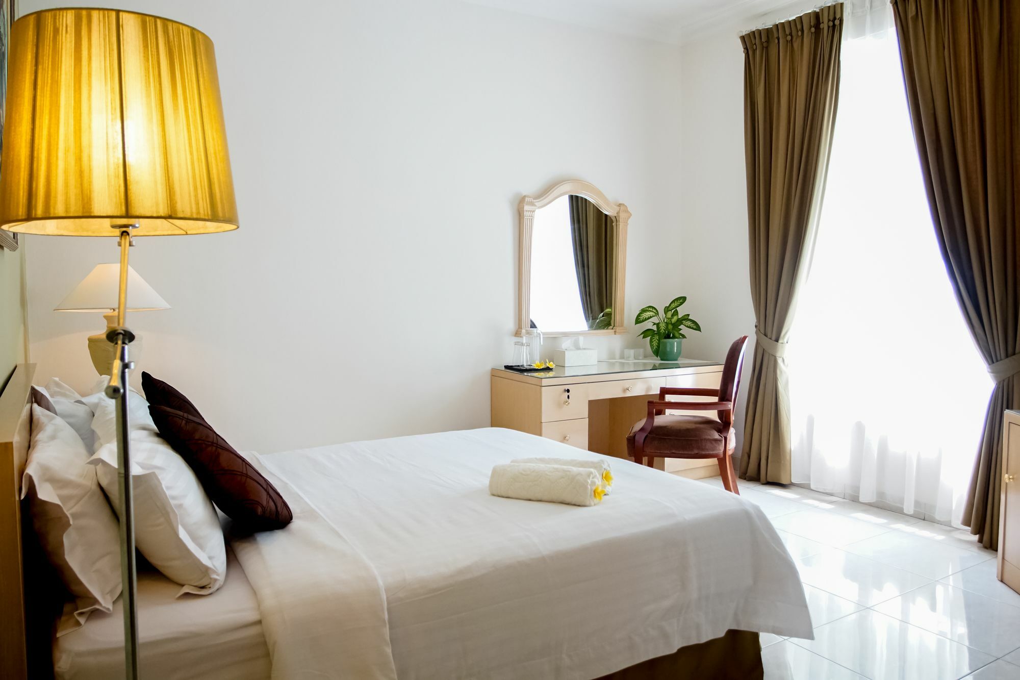 Topaz Guest House Giacarta Esterno foto